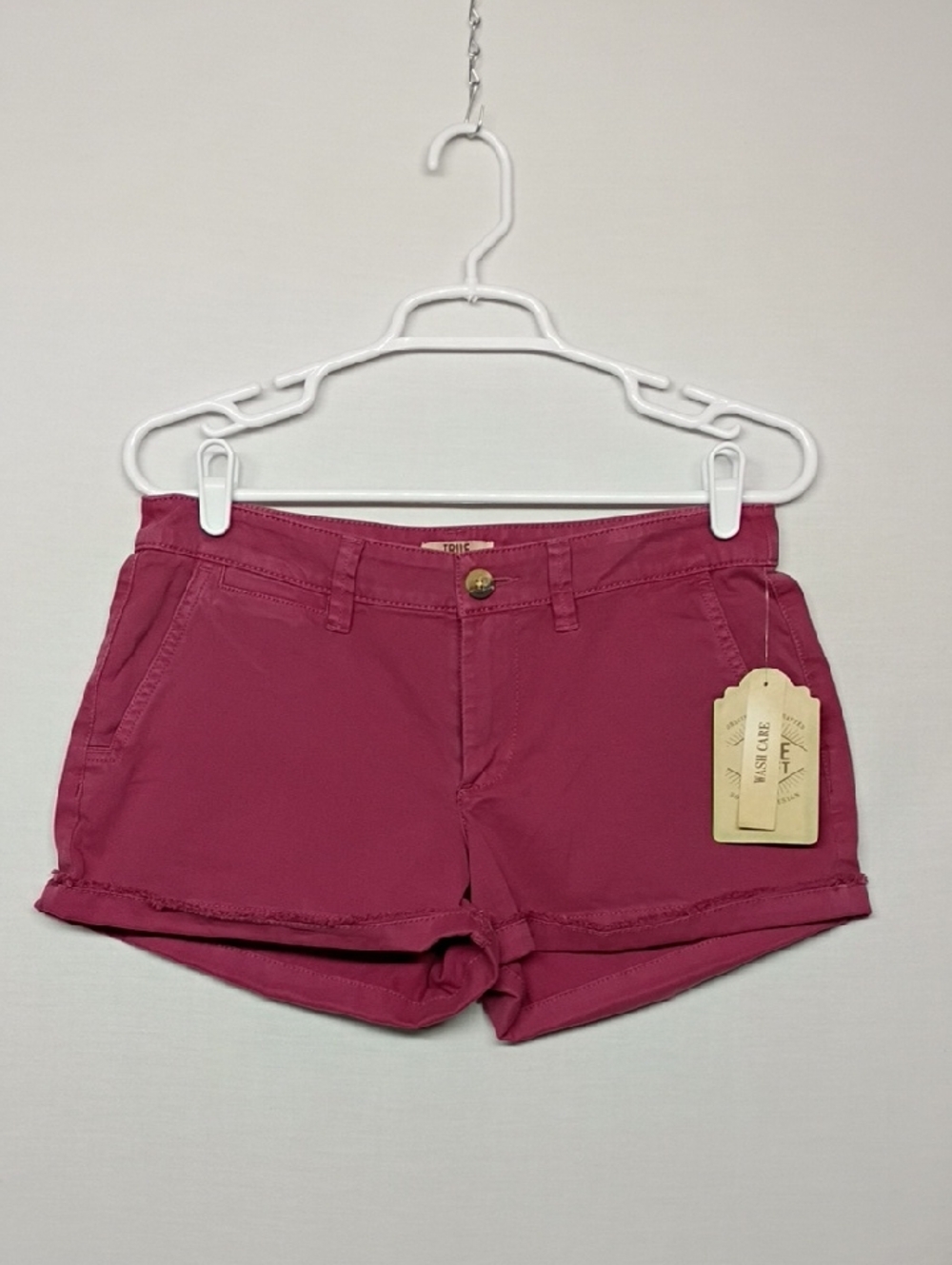True Craft Magenta High-Waist Cotton Blend Shorts